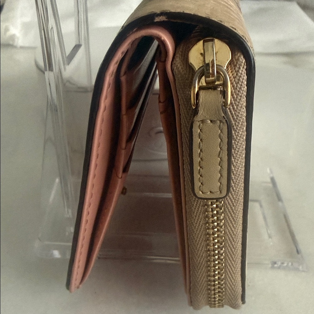 MCM Printed Compact Wallet with Rabbit Appliqué - Picture 3 of 9